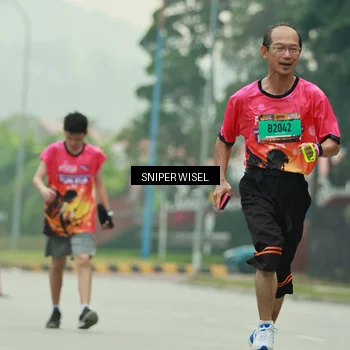 Runner Photo 7040575