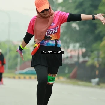 Runner Photo 7040610