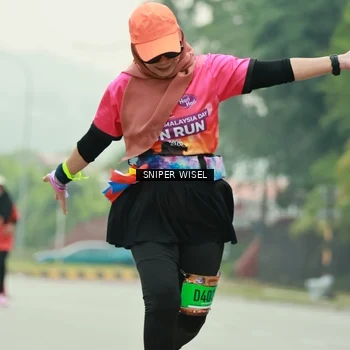 Runner Photo 7040611