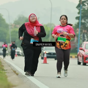 Runner Photo 7040624