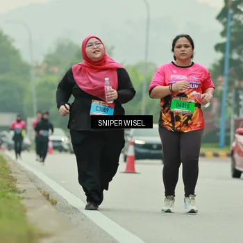 Runner Photo 7040628
