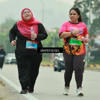 Runner Photo 7040638