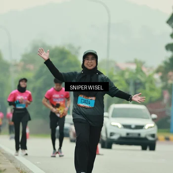 Runner Photo 7040650