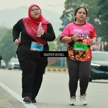 Runner Photo 7040651