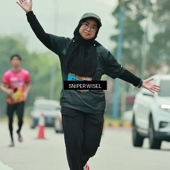 Runner Photo 7040677