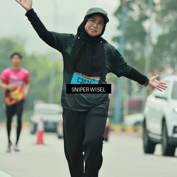 Runner Photo 7040678