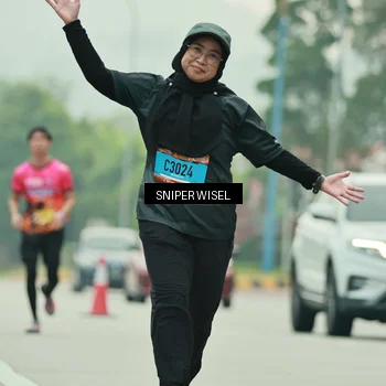 Runner Photo 7040682
