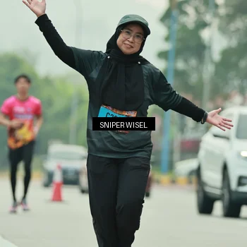 Runner Photo 7040683