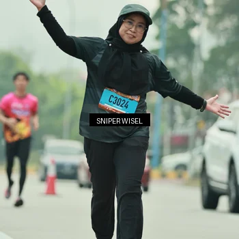 Runner Photo 7040685