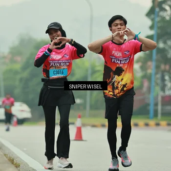 Runner Photo 7040691