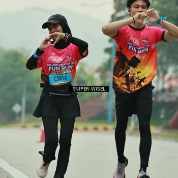 Runner Photo 7040708