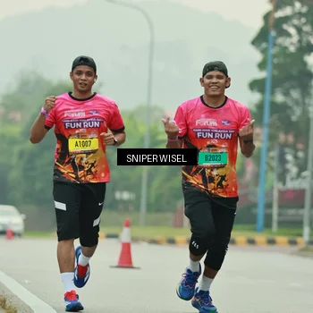 Runner Photo 7040726