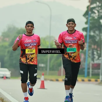 Runner Photo 7040730