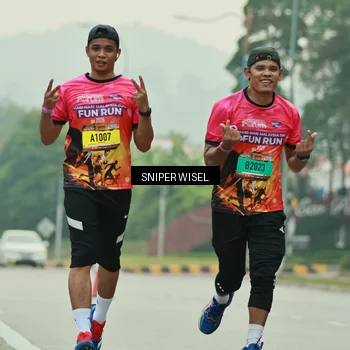 Runner Photo 7040742