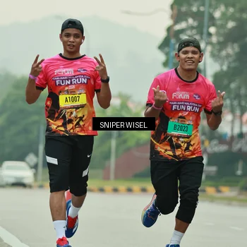 Runner Photo 7040744