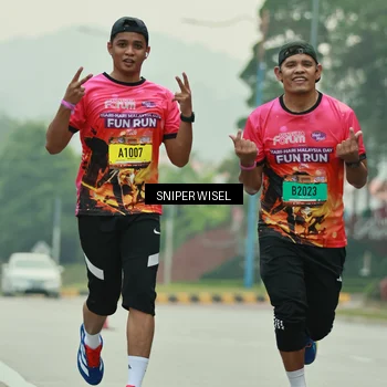 Runner Photo 7040754