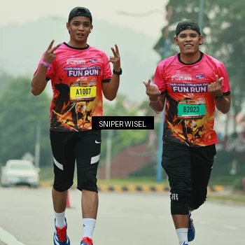 Runner Photo 7040759