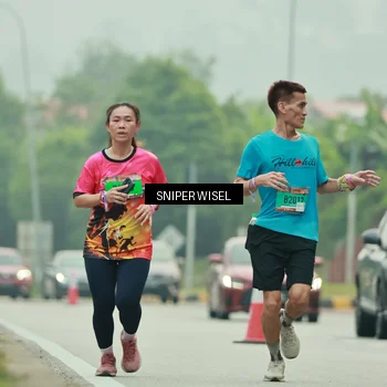 Runner Photo 7040764
