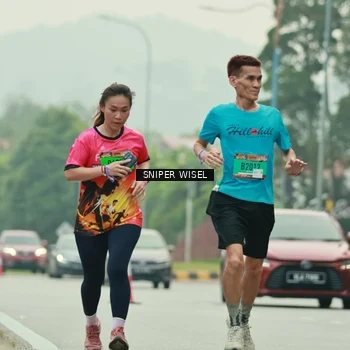 Runner Photo 7040780