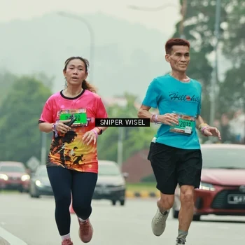Runner Photo 7040787