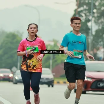 Runner Photo 7040792