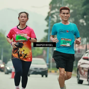 Runner Photo 7040811
