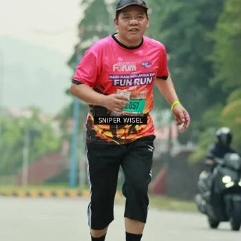Runner Photo 7040823