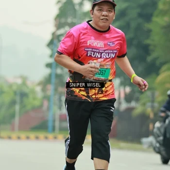 Runner Photo 7040824