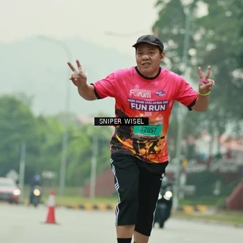 Runner Photo 7040828