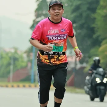Runner Photo 7040829
