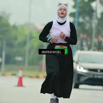 Runner Photo 7040842