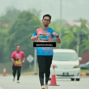 Runner Photo 7040861