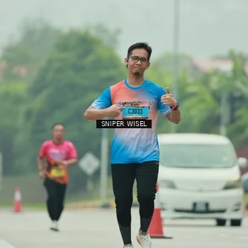 Runner Photo 7040865