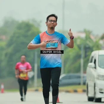 Runner Photo 7040882