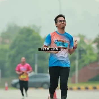 Runner Photo 7040892