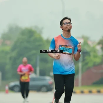 Runner Photo 7040895