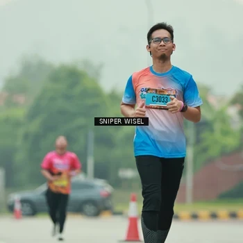 Runner Photo 7040899