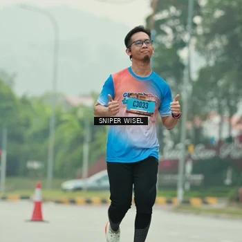 Runner Photo 7040901
