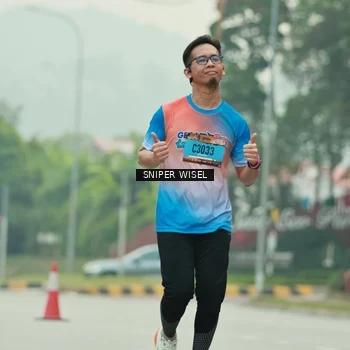 Runner Photo 7040903