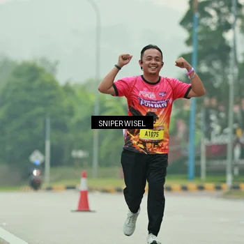 Runner Photo 7040939