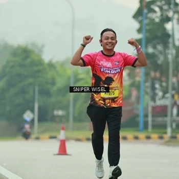 Runner Photo 7040940