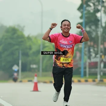 Runner Photo 7040948
