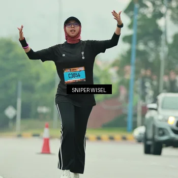Runner Photo 7040984