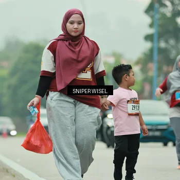 Runner Photo 7041040