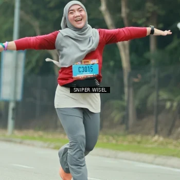 Runner Photo 7041065