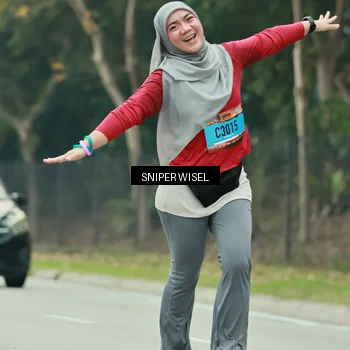 Runner Photo 7041077