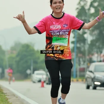 Runner Photo 7041093