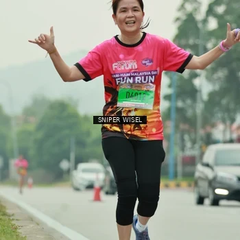 Runner Photo 7041097