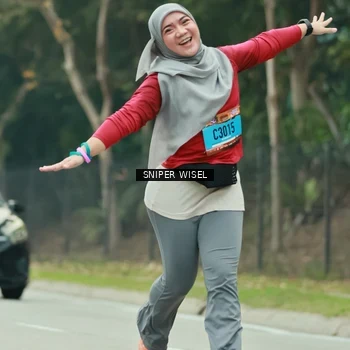 Runner Photo 7041100