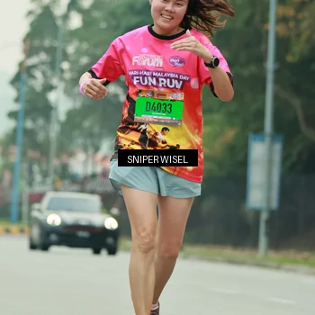 Runner Photo 7041111
